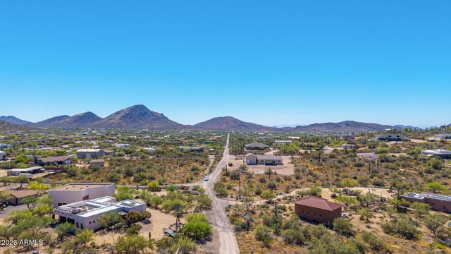 45315 N 18TH Street, New River, AZ 85087