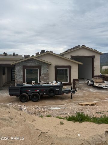 45315 N 18TH Street, New River, AZ 85087