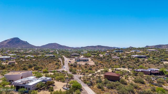 45315 N 18TH Street, New River, AZ 85087