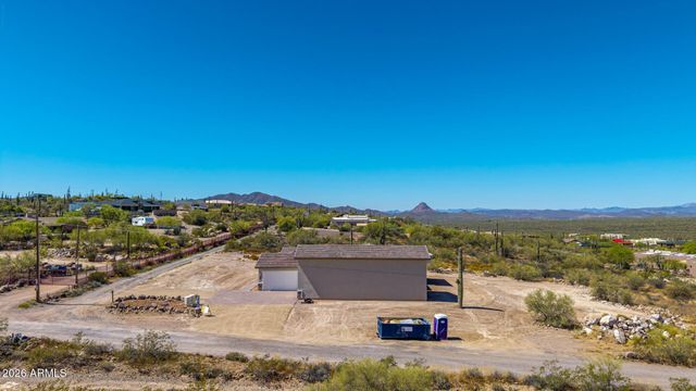 45315 N 18TH Street, New River, AZ 85087