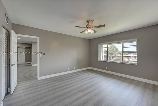 2700 Riverside Dr 303-B, Coral Springs, FL 33065