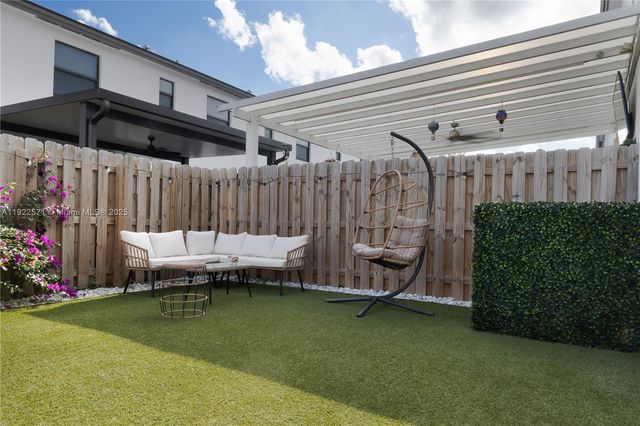 23471 SW 129th Ave, Homestead, FL 33032