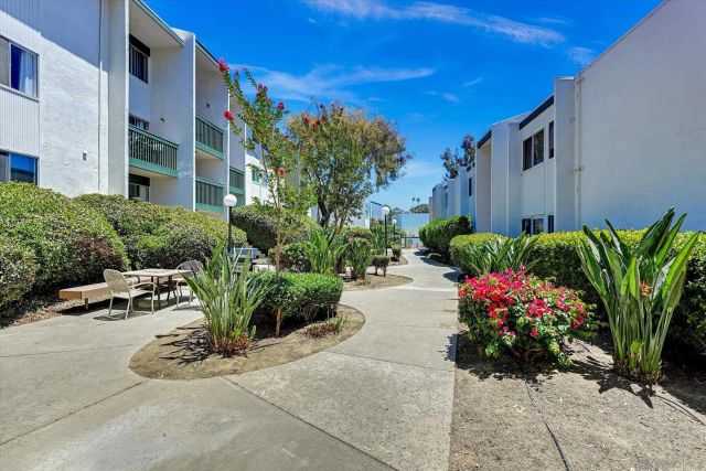 4060 Huerfano Ave 325, San Diego, CA 92117