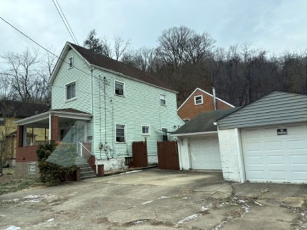 810 Glenn Ave, Port Vue, PA 15133