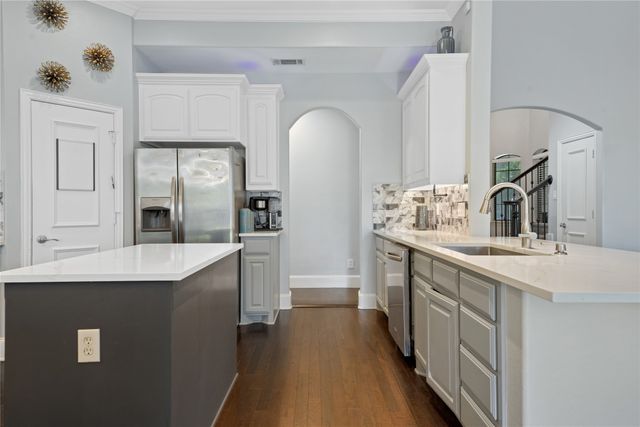 5508 Thistle Hill, Denton, TX 76210