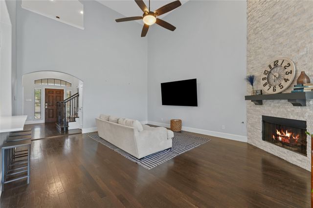 5508 Thistle Hill, Denton, TX 76210