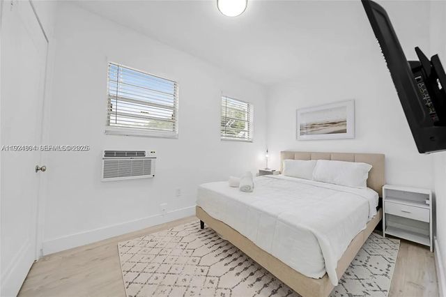 1029 SW 5th St, Miami, FL 33130