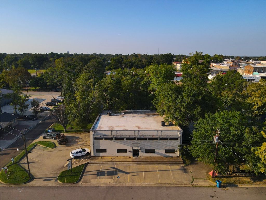 312-314 W Alabama Street, Mt Pleasant, TX 75455