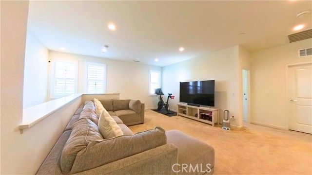 6035 Rio Bravo, Eastvale, CA 92880