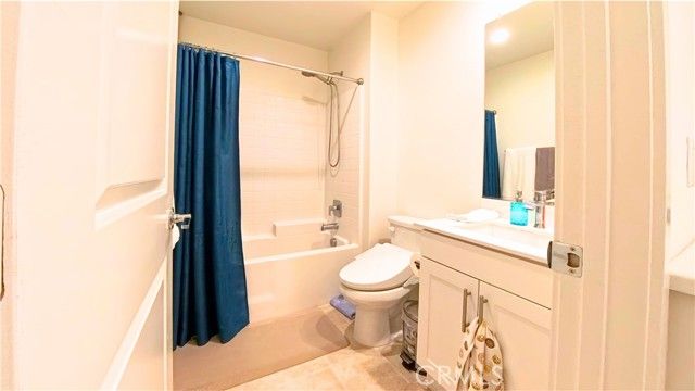 6035 Rio Bravo, Eastvale, CA 92880