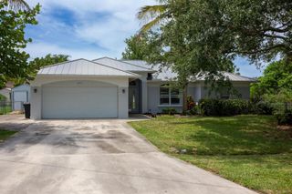 6315 NW Hala Court, Port St Lucie, FL 34983
