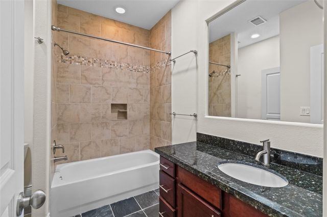 1113 Saint Charles Street, Houston, TX 77003