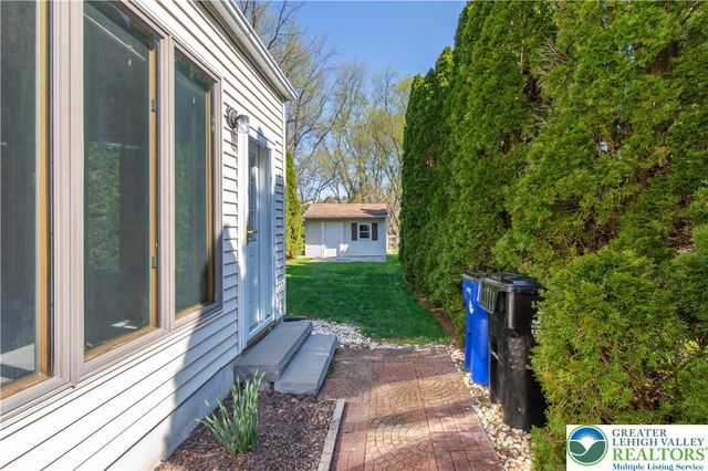 3143 Clifton Avenue, Bethlehem Twp, PA 18020
