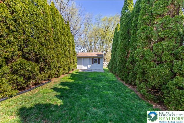 3143 Clifton Avenue, Bethlehem Twp, PA 18020