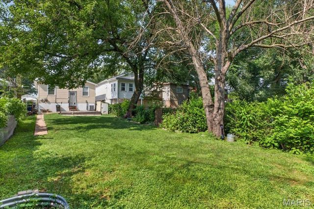 6746 Odell Street, St Louis, MO 63139