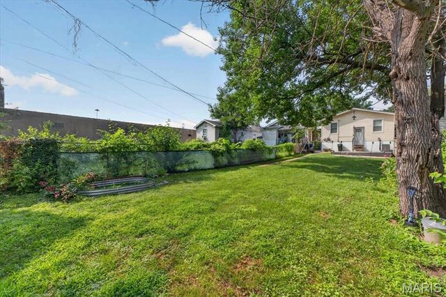 6746 Odell Street, St Louis, MO 63139