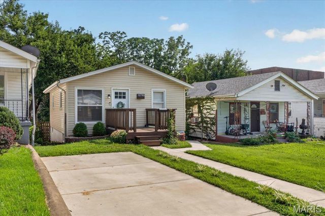 6746 Odell Street, St Louis, MO 63139