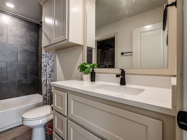 9200 Lupine Road, Yukon, OK 73099