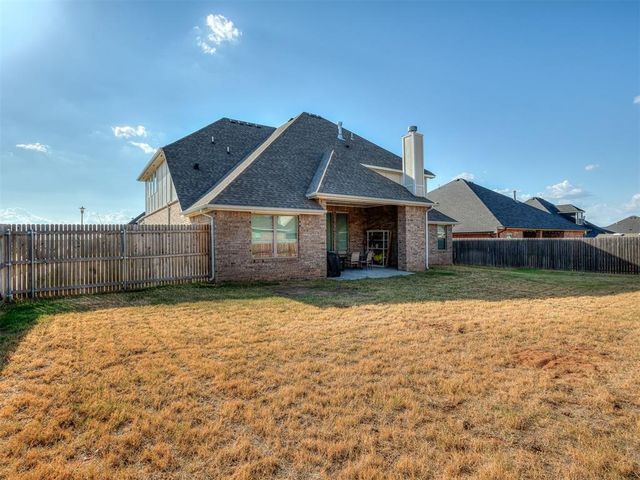 9200 Lupine Road, Yukon, OK 73099