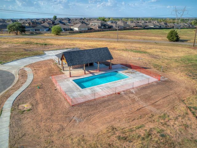 9200 Lupine Road, Yukon, OK 73099