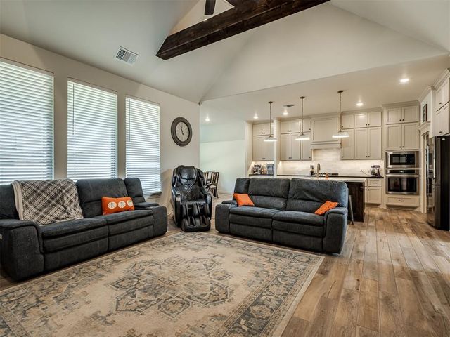 9200 Lupine Road, Yukon, OK 73099