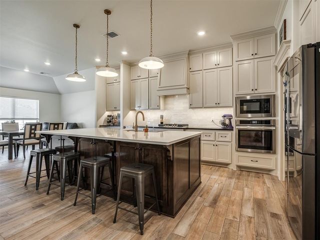 9200 Lupine Road, Yukon, OK 73099