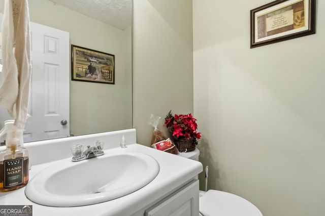 342 Tara Commons Circle, Loganville, GA 30052