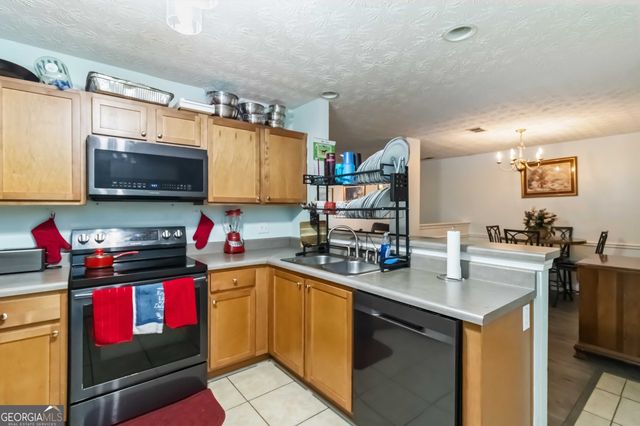 342 Tara Commons Circle, Loganville, GA 30052