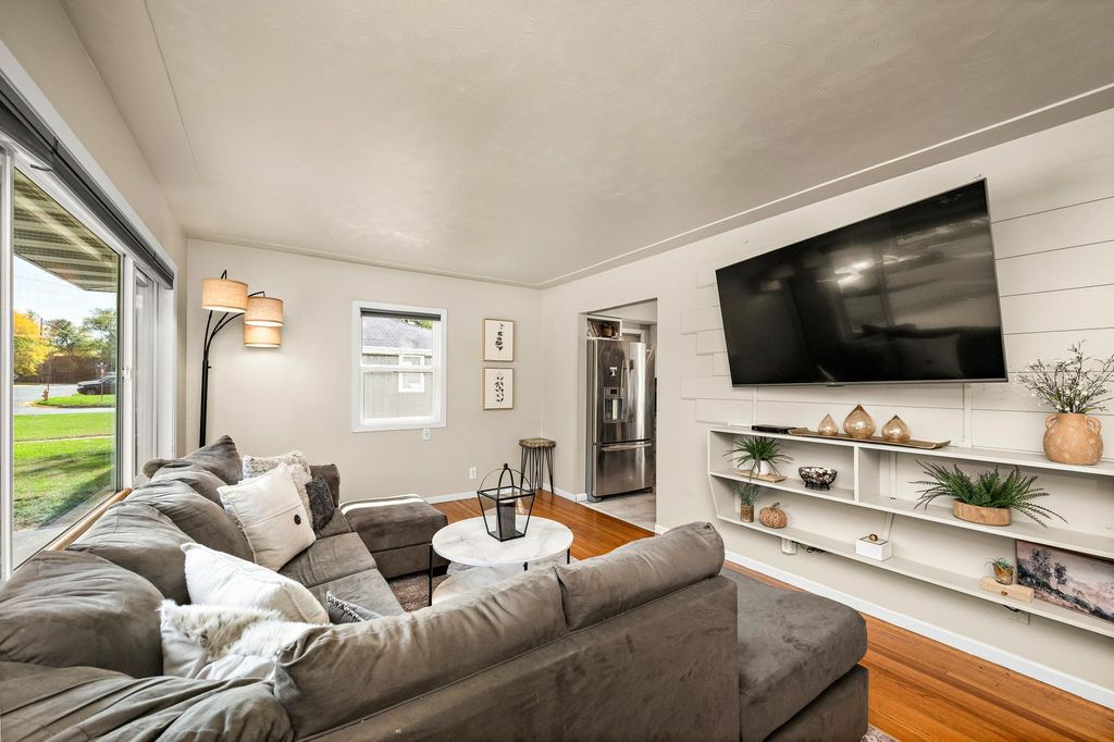 5604 NE 5th Street NE, Fridley, MN 55432 — photo 3