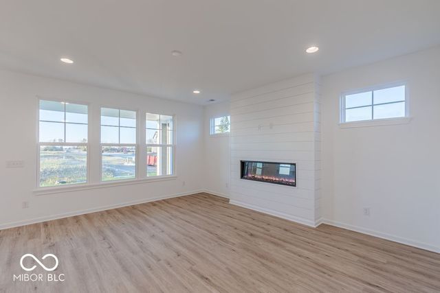 7425 Peristyle Lane, Mccordsville, IN 46055