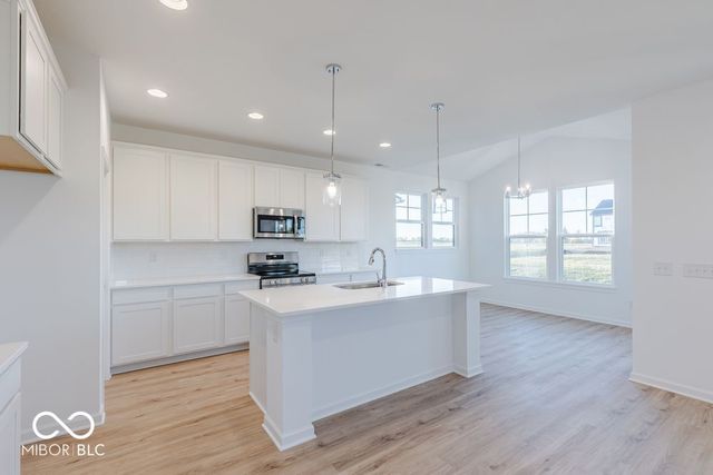 7425 Peristyle Lane, Mccordsville, IN 46055