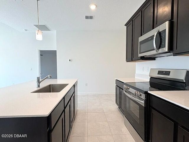 2220 Green Valley Street, Daytona Beach, FL 32124