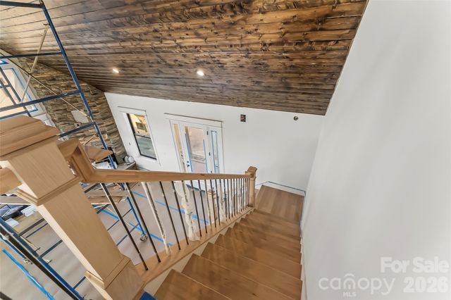 4898 Soaring Top Lane, Lenoir, NC 28645