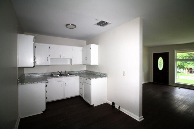 728 S Park Avenue, Dothan, AL 36301