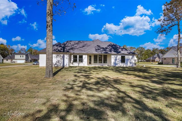 664 Popsi Ln, Stonewall, LA 71078