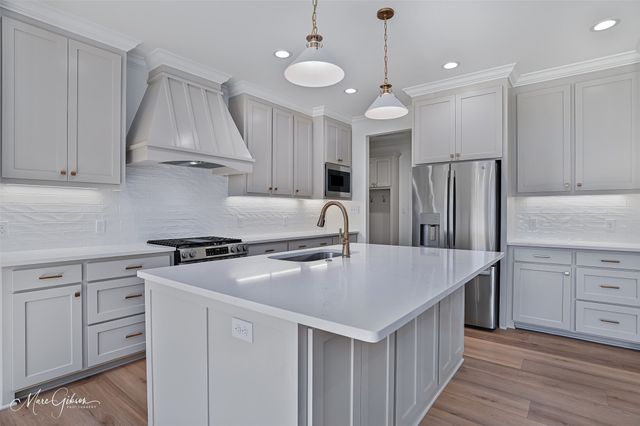 664 Popsi Ln, Stonewall, LA 71078