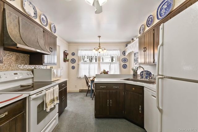 231 Church Road, Putnam Valley, NY 10579