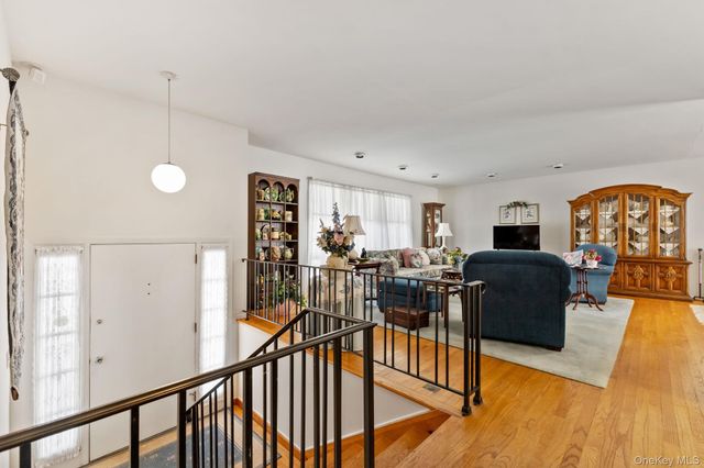 231 Church Road, Putnam Valley, NY 10579