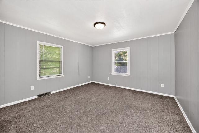 4124 3rd Street, Des Moines, IA 50313