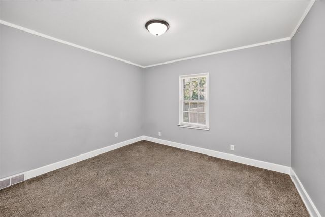 4124 3rd Street, Des Moines, IA 50313