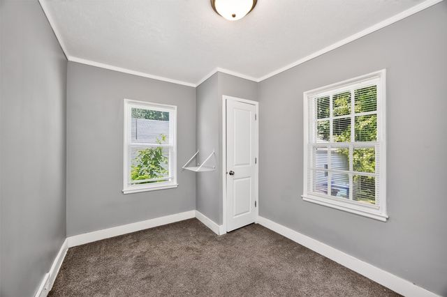 4124 3rd Street, Des Moines, IA 50313