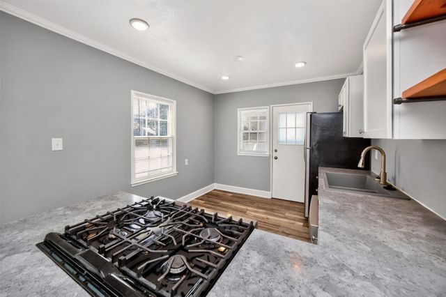 4124 3rd Street, Des Moines, IA 50313