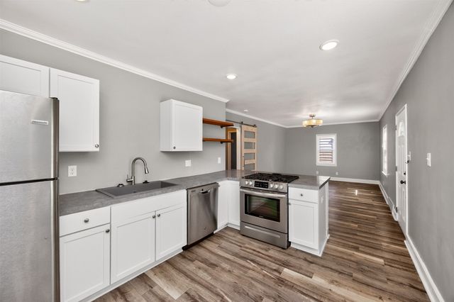 4124 3rd Street, Des Moines, IA 50313