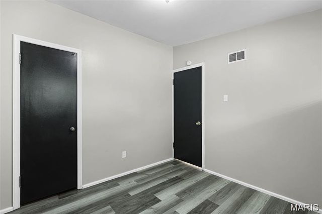 9614 Winkler Drive, St Louis, MO 63136