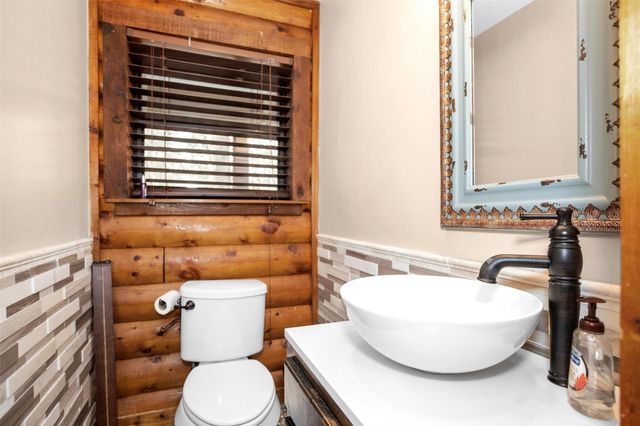 759 Spring Creek Drive Drive, Crockett, TX 75835