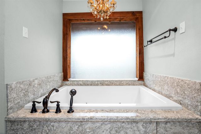 759 Spring Creek Drive Drive, Crockett, TX 75835