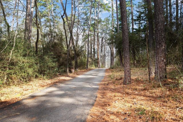 759 Spring Creek Drive Drive, Crockett, TX 75835