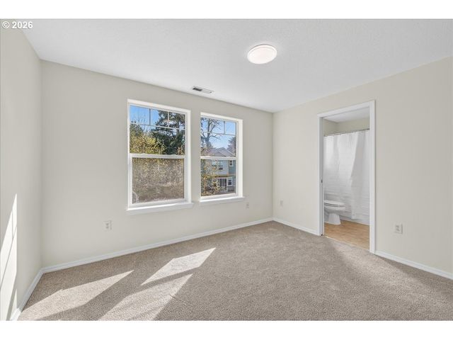 2743 Se 98TH Ave 3, Portland, OR 97266