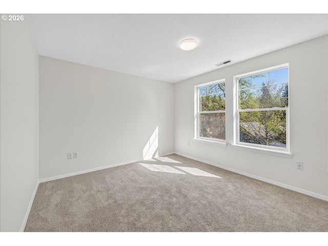 2743 Se 98TH Ave 3, Portland, OR 97266