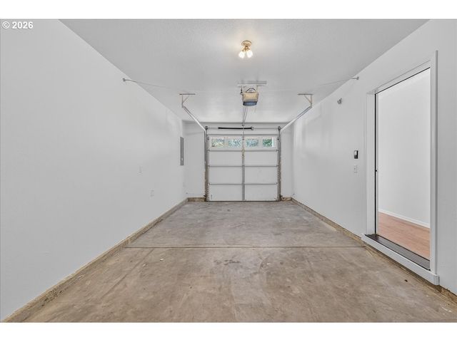 2743 Se 98TH Ave 3, Portland, OR 97266